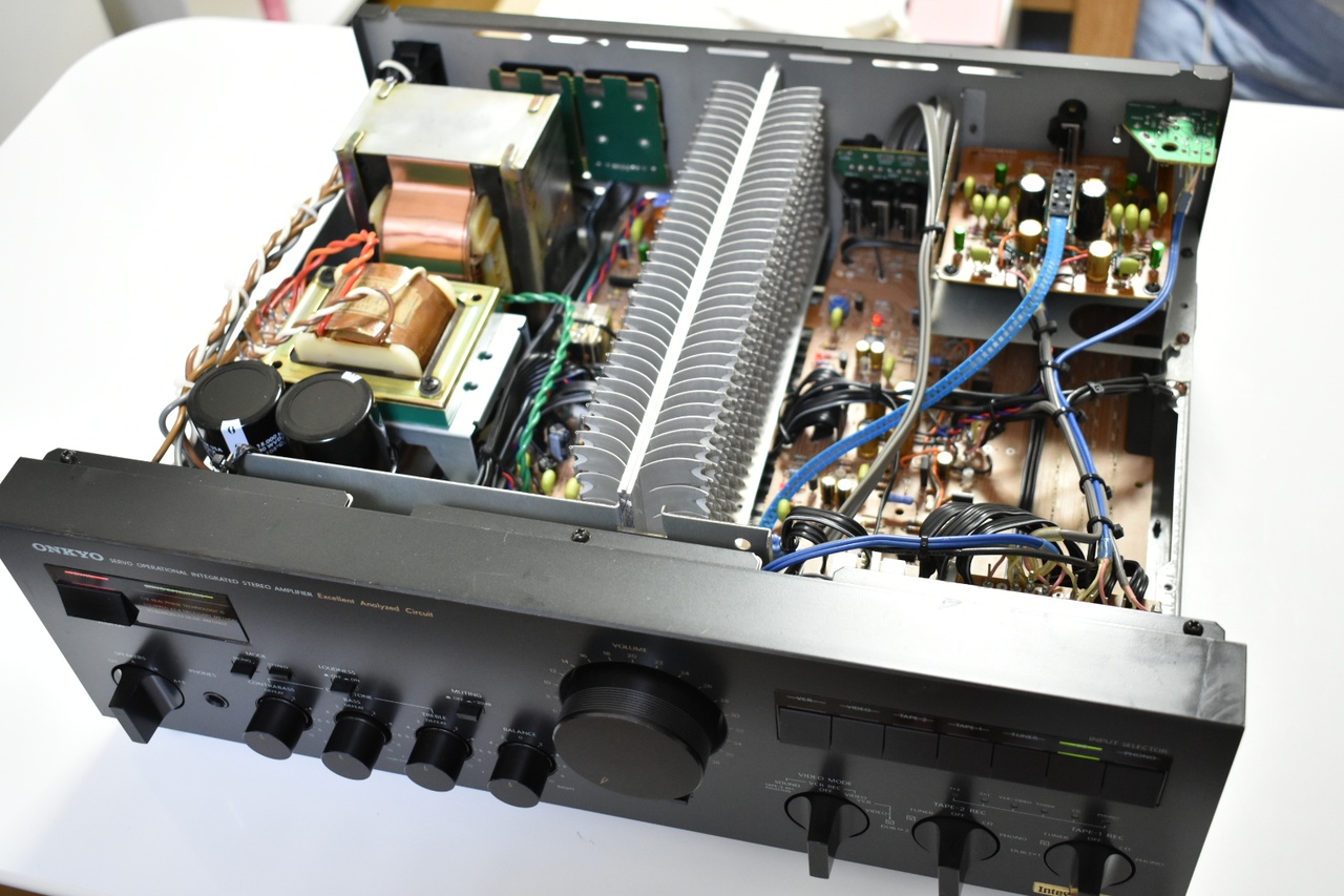 自作アンプの参考に！ONKYO A-817RXII の回路と整備 | 電子工作